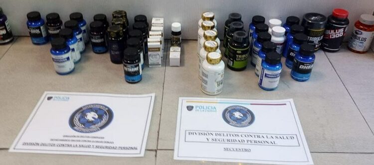 Dos locales clausurados en Flores y Balvanera por venta ilegal de suplementos deportivos