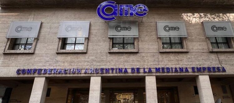 Desbarataron un invernadero de marihuana en Paternal, donde también incautaron cocaína y «tusi»