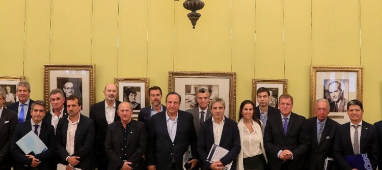 Se firmó la revisión de la paritaria mercantil
