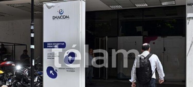 El Gobierno oficializó la intervención del Enacom