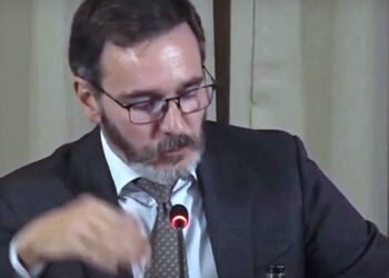 El FMI prevé una caída de la economía argentina de 2,8% para este año y un rebote de 5% en 2025