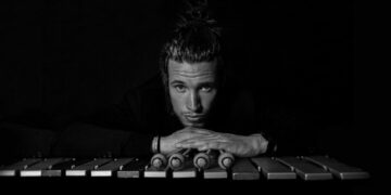 El francés Simon Mouller y el argentino Mariano Loiácono se encuentran en Bebop Club