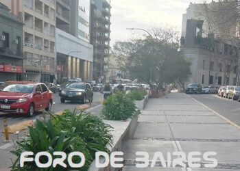 Desde febrero, las tarifas del colectivo y el tren aumentarán mensualmente según la inflación