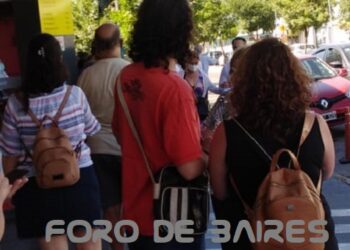 El Ministerio de Salud recomendó reforzar la vacunación contra el coronavirus ante aumento de casos