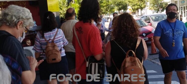 El Ministerio de Salud recomendó reforzar la vacunación contra el coronavirus ante aumento de casos
