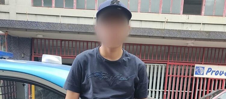 Dos extranjeros menores de edad detenidos en Balvanera por intentar robar vehículos con un inhibidor de señal