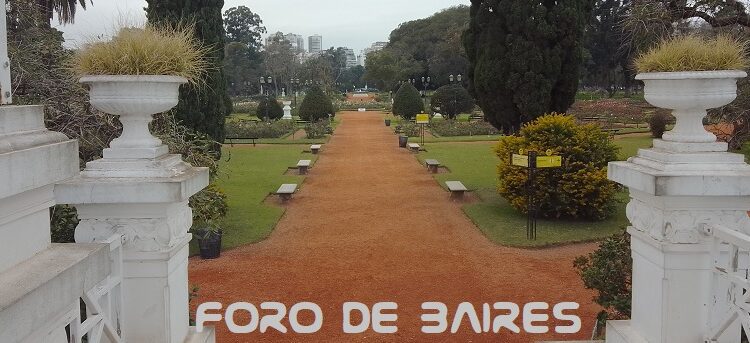 El Rosedal de Palermo en verano es ideal para visitarlo y disfrutarlo