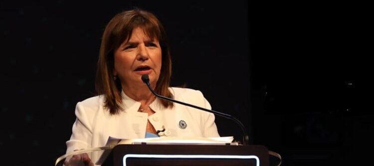 Patricia Bullrich pidió que el Congreso le dé un «voto de confianza» a Javier Milei con el apoyo a la ley ómnibus
