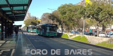 Empresarios advierten que «no hay mucho tiempo» para evitar un paro del transporte