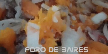 Albóndigas molidas con ensalada de hortalizas mixtas