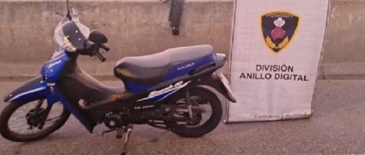 En pocos minutos y gracias al sistema de videovigilancia, se recuperó una moto robada y detuvieron a su conductor