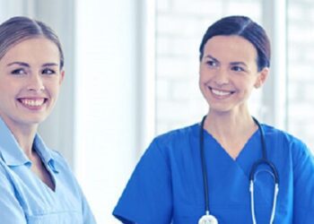 La Universidad Austral dictará un programa de formación en Simulación Clínica y Seguridad de Paciente 100% bonificado a 400 profesionales de la salud del país