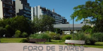 Plaza Mafalda y Plaza Clemente se dan la mano e invitan a dar un paseo verde por sus senderos y veredas