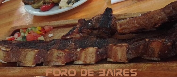El asado es uno de los platos favoritos de los argentinos y turistas