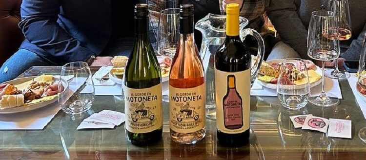 «Tapas + Malbec» viene con una degustación + cena maridada