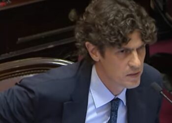 Martín Lousteau: «El aumento de las prepagas es culpa del DNU 70/2023 de Javier Milei»