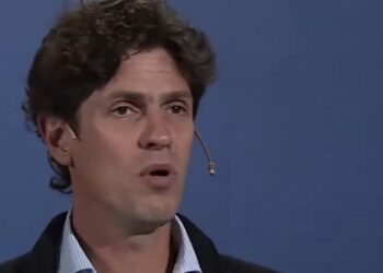 “Veo un presidente muy insensible frente al sufrimiento que está generando”, afirmó Martín Lousteau
