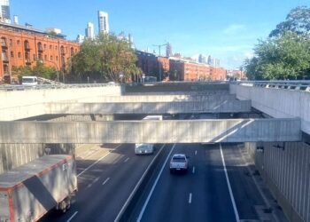 La Ciudad habilitó el Paseo del Bajo para autos
