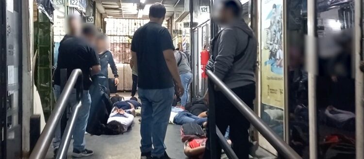 Desbarataron una banda narco que comercializaba droga en una galería de Once