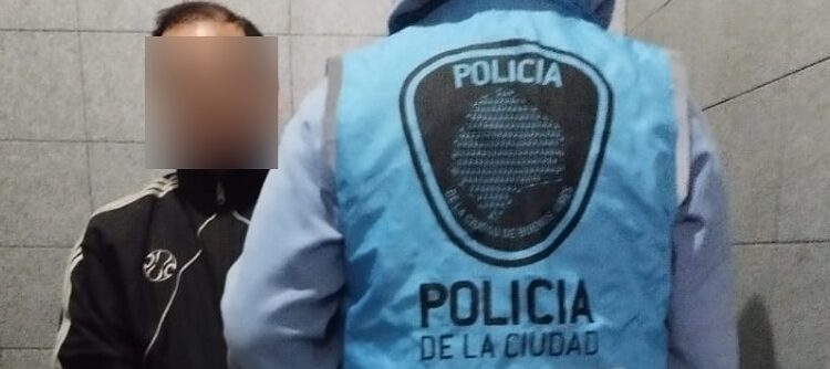 Detienen en Belgrano a ladrón por el robo de un celular y descubren que había protagonizado más robos en la zona