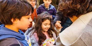 «Musicales en vacaciones» con la «Agrupación Guitarra Concertante», «Chicos en el Parque Centenario», y «Viva la Zarzuela» en La Boca