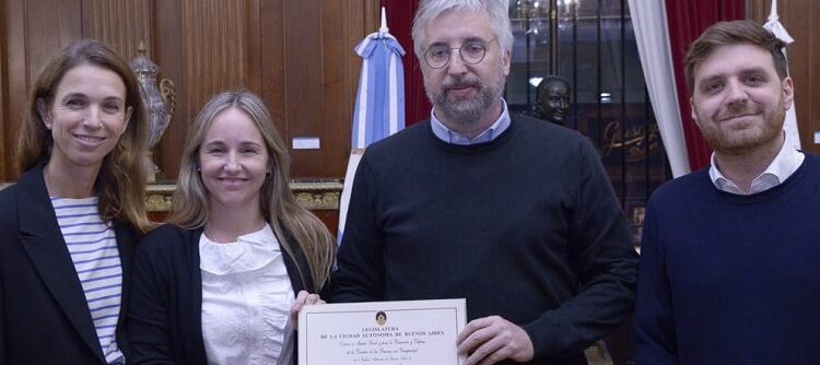 Declararon de Interés Social a Alamesa, el primer restaurante atendido por jóvenes neurodiversos de la Ciudad Autónoma de Buenos Aires