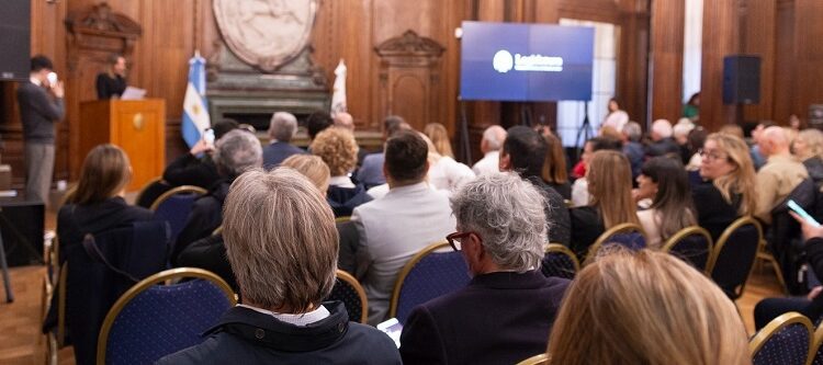La Legislatura de la Ciudad homenajeó al Automóvil Club Argentino por su 120° aniversario