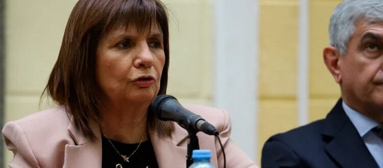 Patricia Bullrich: “Macri quiere ayudar, pero el presidente es Javier Milei”