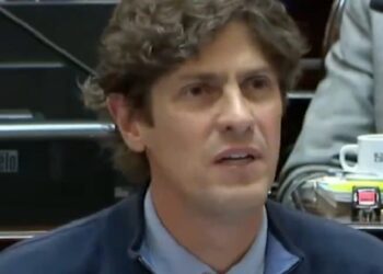 Martín Lousteau cuestionó el veto de Milei y afirmó: “Vamos a insistir con la Ley en defensa de nuestros adultos mayores”