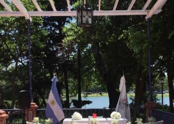 Del Jardín Japonés a los museos: conocé los lugares emblemáticos que ofrece la Ciudad para casarse en primavera