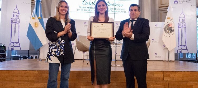 Distinción  La Legislatura declaró como Personalidad Destacada a Carolina Amoroso