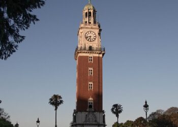 La Torre Monumental ya está abierta al público con nuevos días y horarios para visitarla