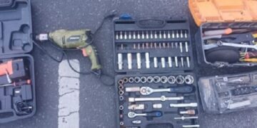 Detienen en Villa Urquiza a seis ladrones con inhibidores