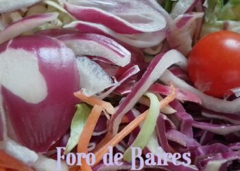 Los componentes básicos que debe llevar una ensalada balanceada