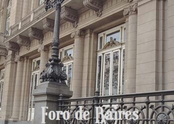 Hoy se puede conocer la historia del Teatro Colón