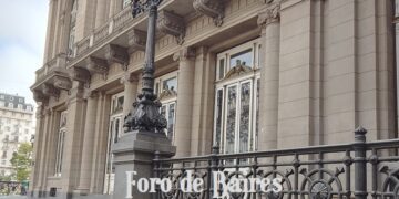 Hoy se puede conocer la historia del Teatro Colón