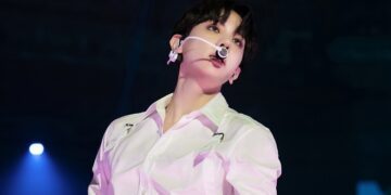 BAEKHYUN: Lonsdaleite [dot] hace historia como solista de K-POP