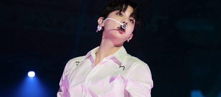 BAEKHYUN: Lonsdaleite [dot] hace historia como solista de K-POP