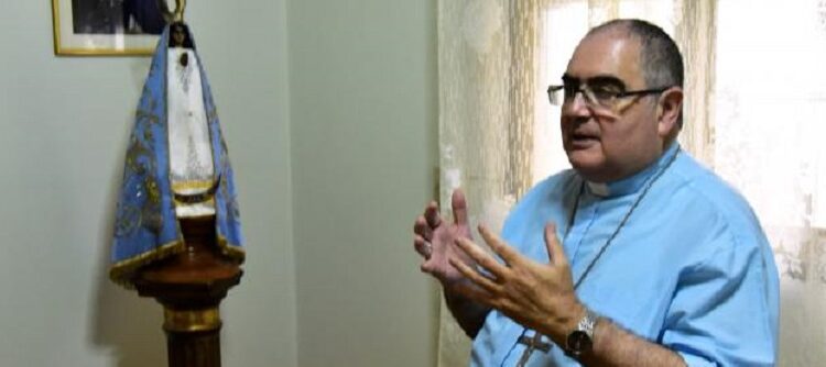 Mons. Buenanueva: «Los obispos ya no recibimos nada del Estado»