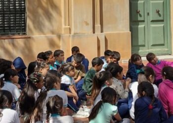 Visitas y recorridos por el Casco Histórico para instituciones educativas