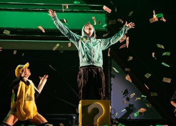 Se re-estrena «Piramidal», una estafa y un musical