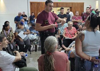 Seguridad en tu barrio: vecinos junto a comisarios y autoridades de distintos ministerios crearon 45 mesas de trabajo en la Ciudad y definieron acciones para combatir la delincuencia