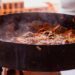 «Asado de obra y brasas de identidad», todo en un programa de TV