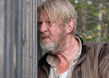 Falta poco para el final de la segunda temporada de «Hunters: ¿qué tan lejos están de la verdad?»