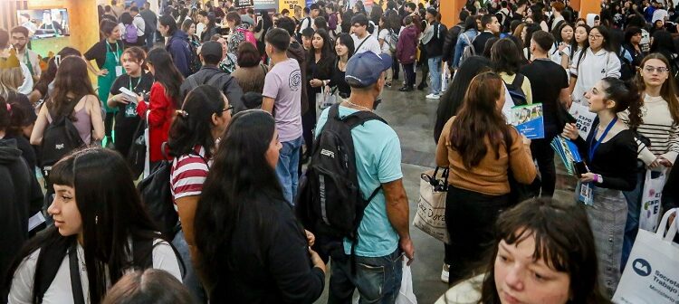 Más de 11.000 jóvenes en la Expo Empleo de la Ciudad