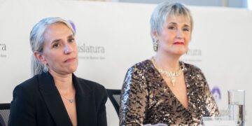 La Legislatura de la Ciudad declaró a la soprano Mónica Ferracani como Personalidad Destacada