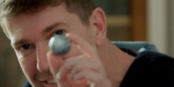 Lunas, de Brenda Taubin, tendrá su estreno en salas argentinas el jueves 1ero. de mayo