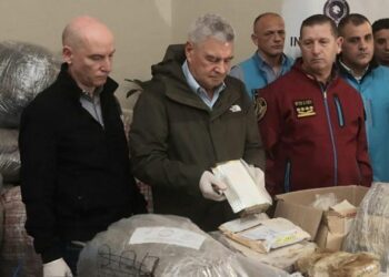 Queman más de una tonelada y media de droga