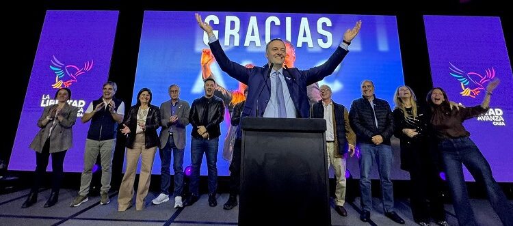 La Libertad Avanza se impuso en la Ciudad a sólo 3 puntos del Peronismo