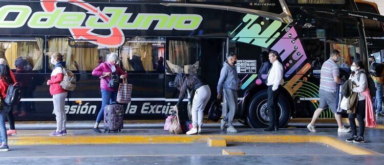 Choferes de carga y pasajeros: la Ciudad comenzó a emitir licencias de conducir interjurisdiccionales